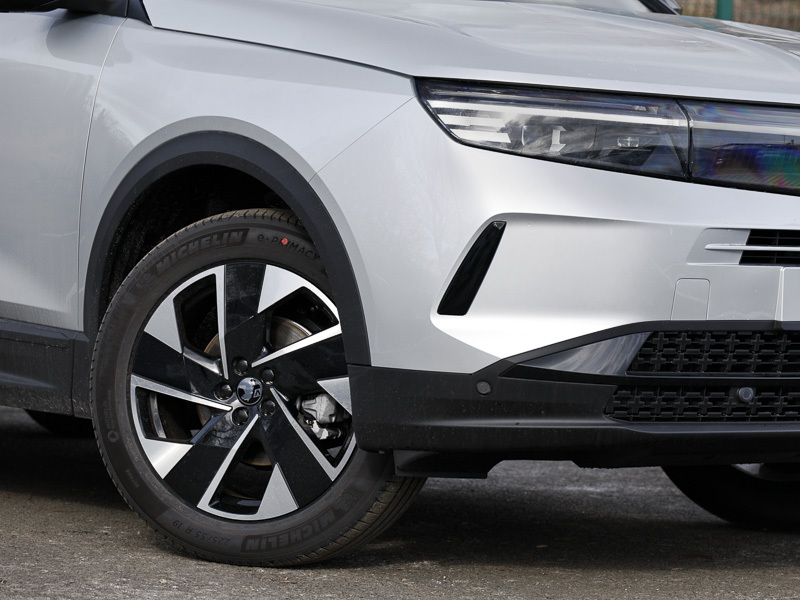 Vauxhall Grandland Suv White #20