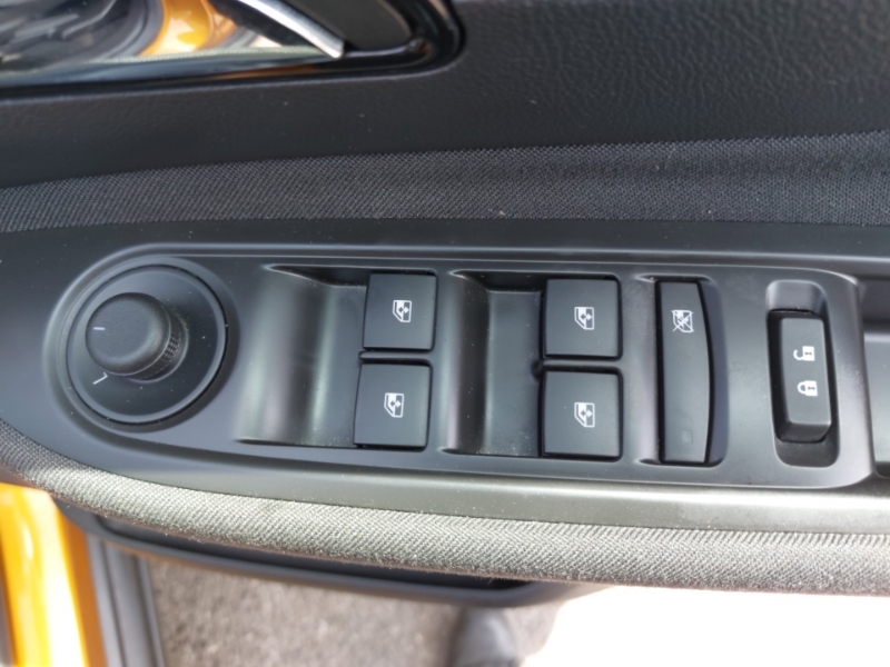 Vauxhall Mokka X Mokka X Griffin Ecotec Silver #9