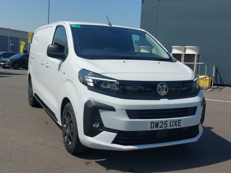 Vauxhall Vivaro 1.5 Turbo D 120 Pro H1 Van White