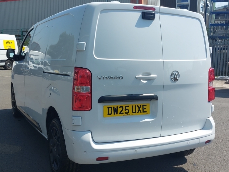 Vauxhall Vivaro 1.5 Turbo D 120 Pro H1 Van White #2