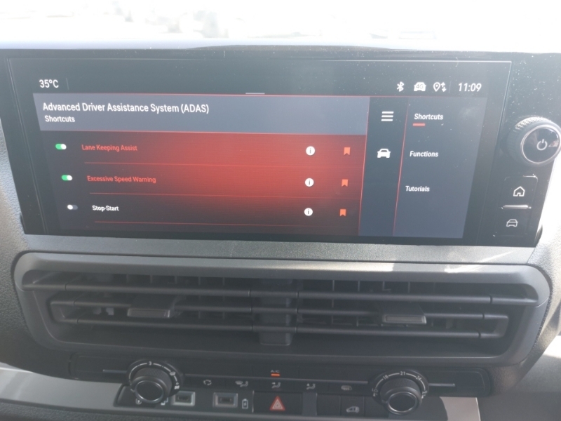 Vauxhall Vivaro 2.0 Turbo D Prime Xl Panel Van 6Dr L Black #16