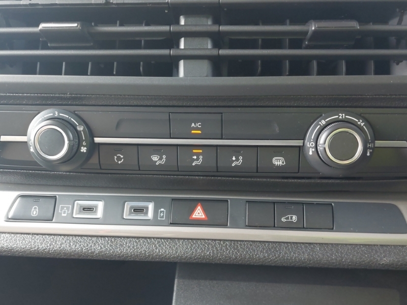 Vauxhall Vivaro 2.0 Turbo D Prime Xl Crew Van Double Cab 6Dr Diese White #16