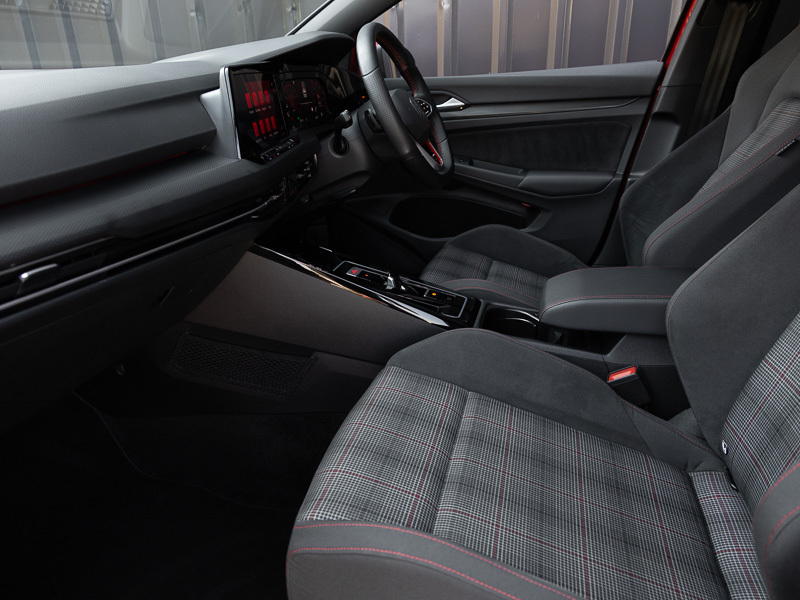 Volkswagen Golf 2.0 Tsi Gti Dsg Red #6