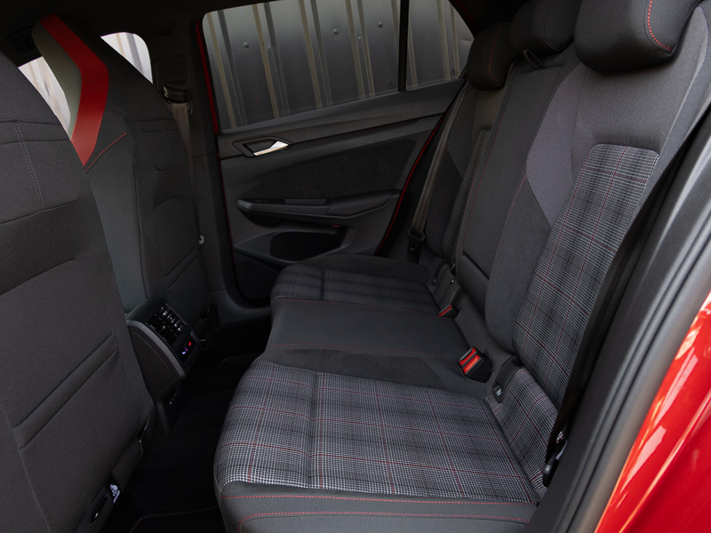 Volkswagen Golf 2.0 Tsi Gti Dsg Red #5