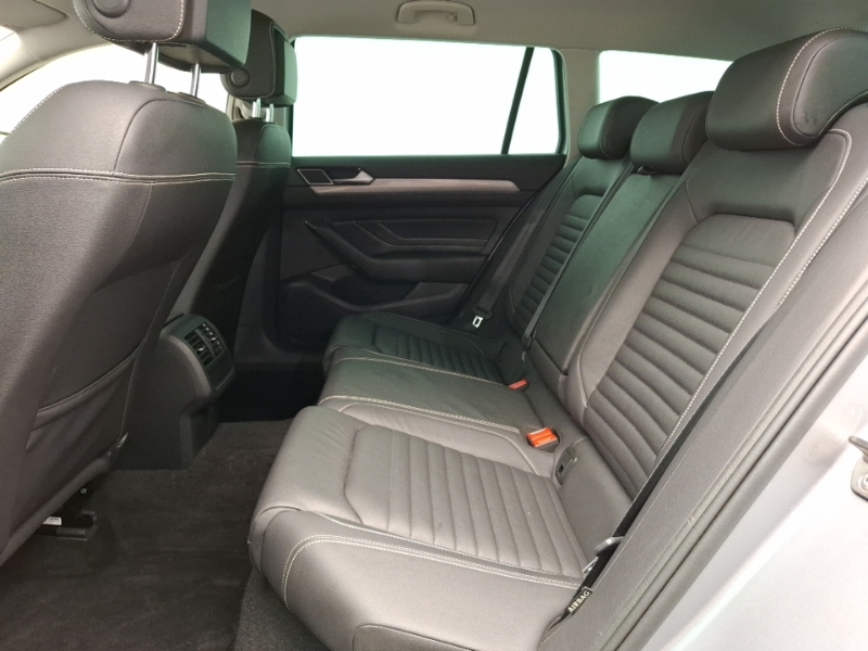 Volkswagen Passat 2.0 Tdi Evo Scr Sel Silver #6