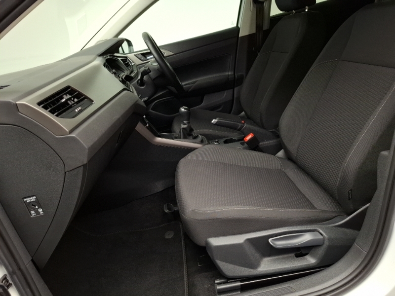 Volkswagen Polo 1.0 Tsi 95 Match White #5