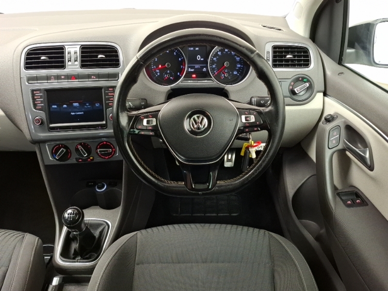 Volkswagen Polo 1.4 Tdi Bluemotion Tech Se Design Hatchback Di White #8