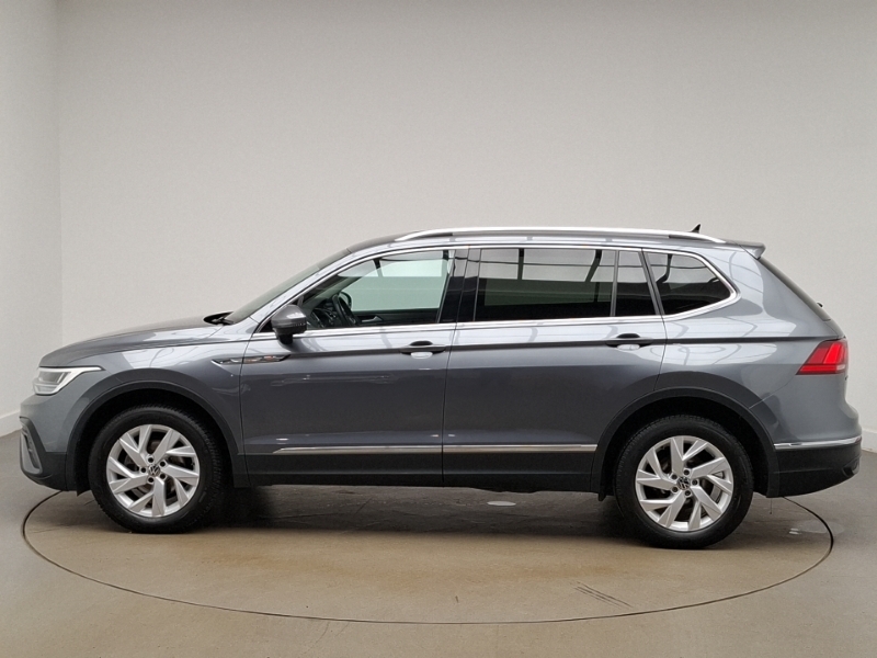Volkswagen Tiguan Allspace 1.5 Tsi Life Grey #4