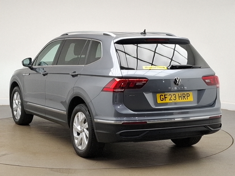 Volkswagen Tiguan Allspace 1.5 Tsi Life Grey #2