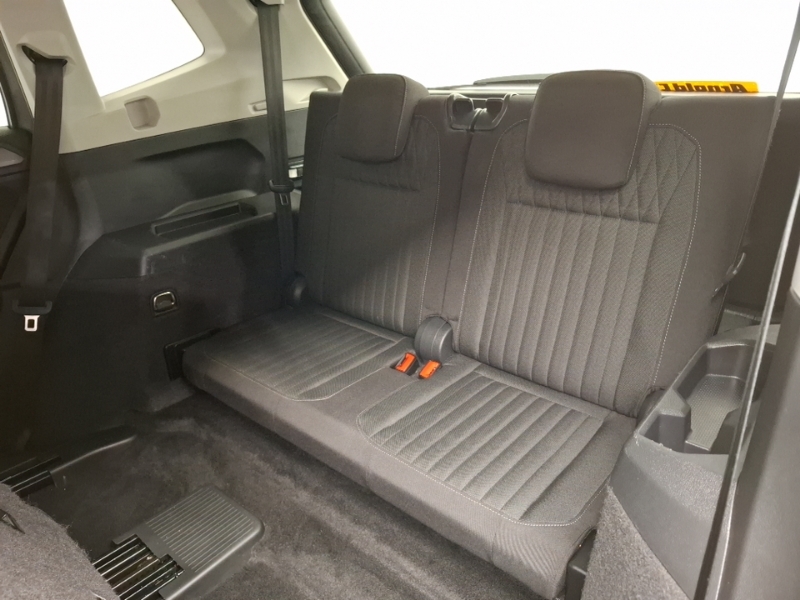 Volkswagen Tiguan Allspace 1.5 Tsi Life Grey #6