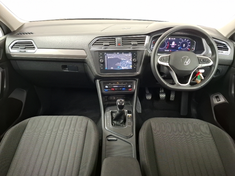 Volkswagen Tiguan Allspace 1.5 Tsi Life Grey #3