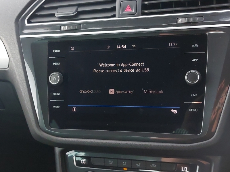 Volkswagen Tiguan Se Navigation Grey #17
