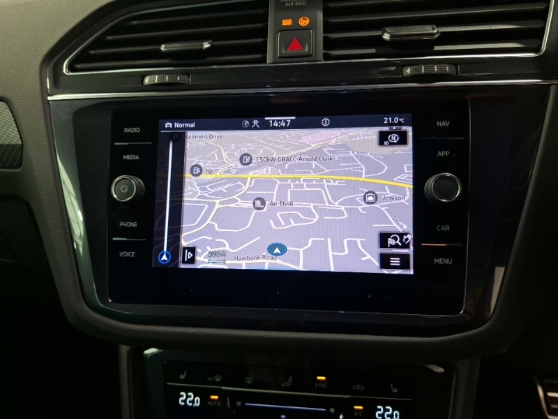 Volkswagen Tiguan Suv Black #16