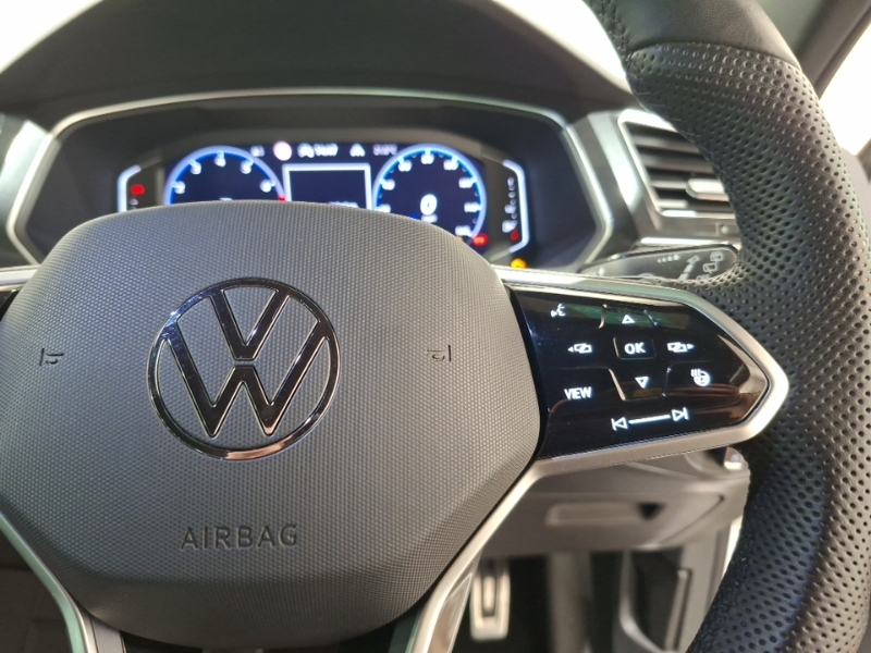 Volkswagen Tiguan Suv Black #13