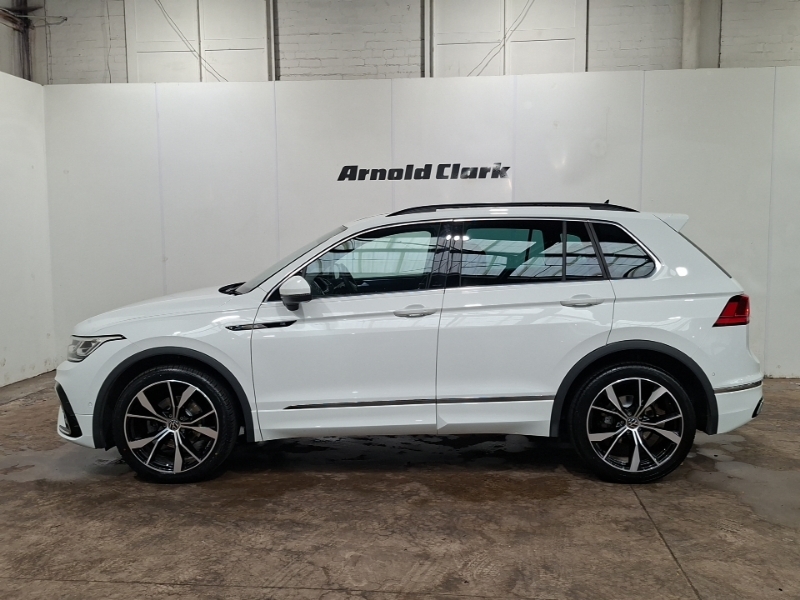 Volkswagen Tiguan Suv Black #4