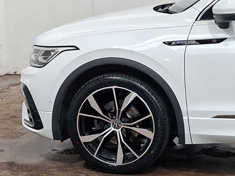 Volkswagen Tiguan Suv Black #19