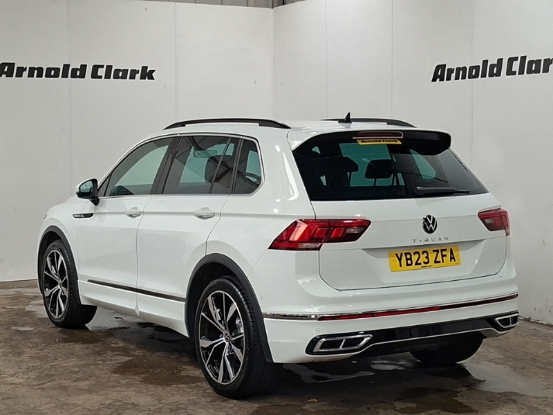 Volkswagen Tiguan Suv Black #2