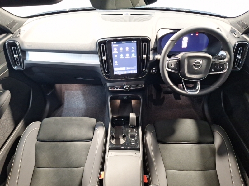 Volvo XC40 2.0 B4p Plus Dark Blue #3
