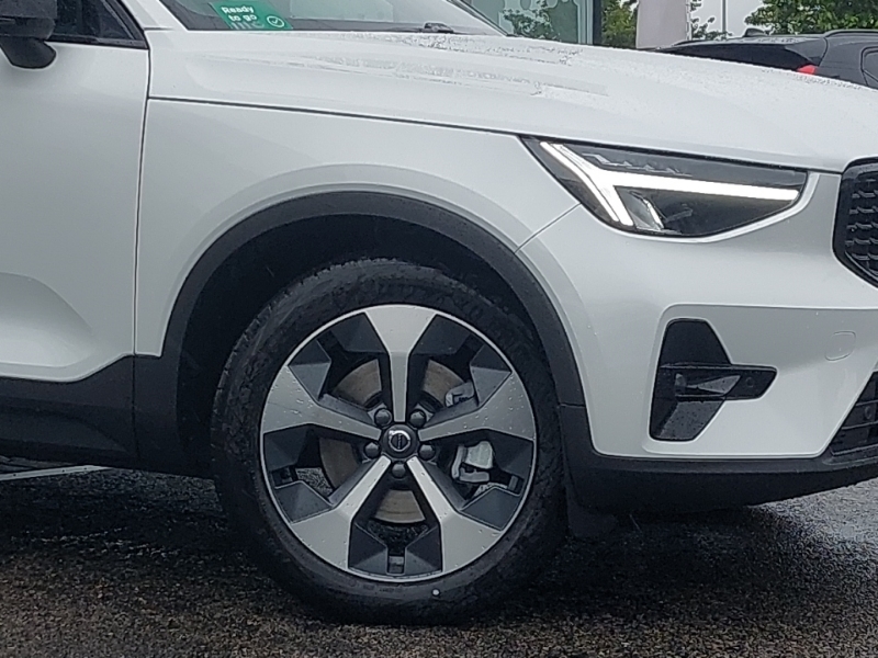 Volvo XC40 Plus, B3 Mild Hybrid, Dark  #20