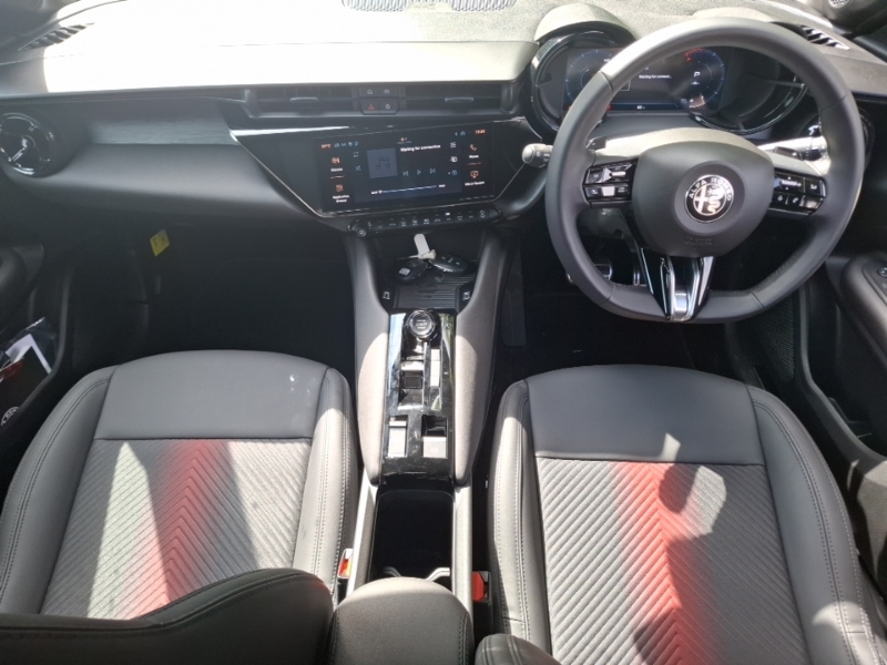 Alfa Romeo Junior 1.2 Turbo Ibrida White #3