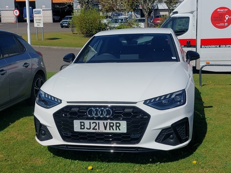 Audi A4 35 Tdi Black Edition S Tronic White