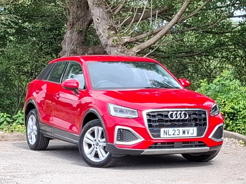 Audi Q2 35 Tfsi Sport Red