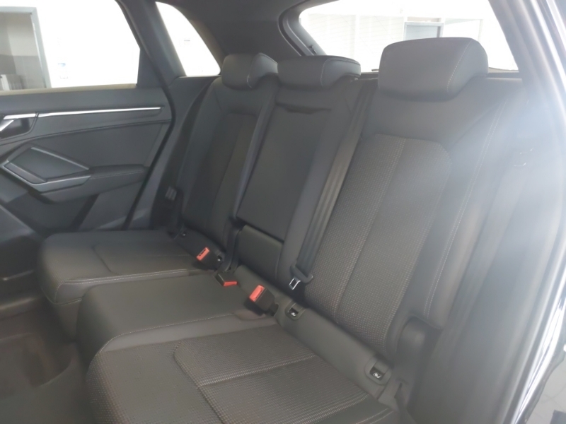 Audi Q3 1.5 Tfsi Cod 35 S Line Suv S Tronic Eur White #12