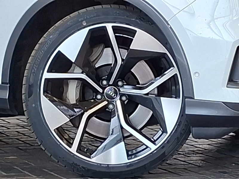 Audi Q7 Sport 55 Tfsi Quattro 340 Ps Tiptronic Silver #20