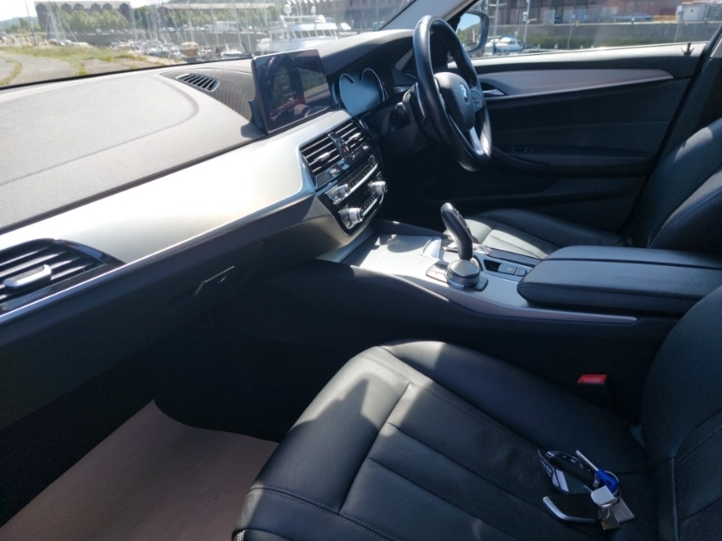 BMW 5 Series 520D Se Black #5