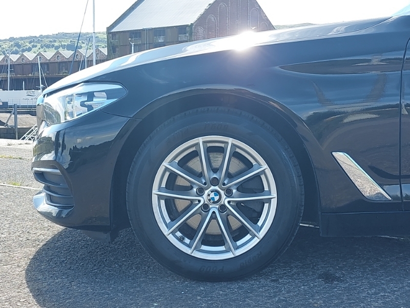 BMW 5 Series 530D M Sport Blue #19