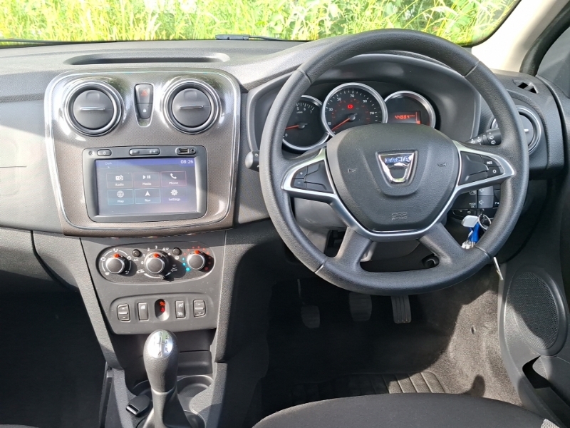 Dacia Sandero 0.9 Ambiance Tce 90 Bhp White #8