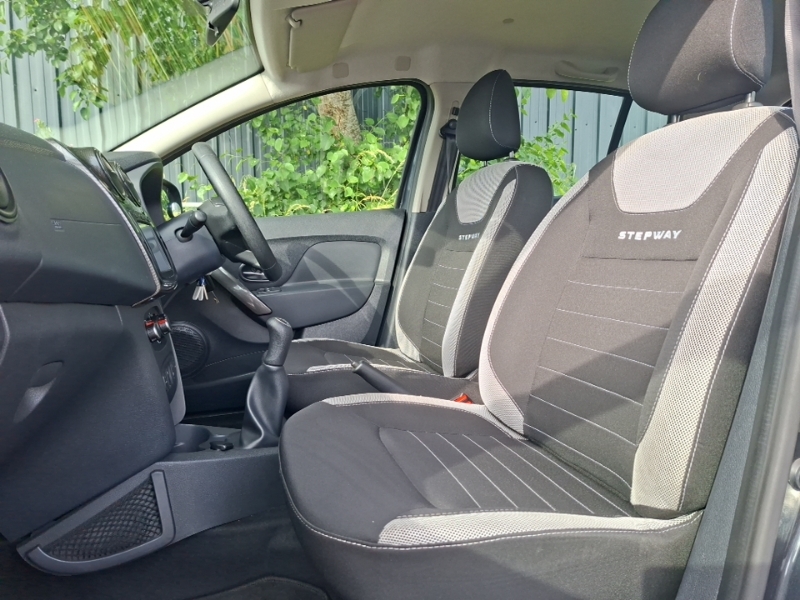 Dacia Sandero 0.9 Tce Laureate Start Stop Grey #5
