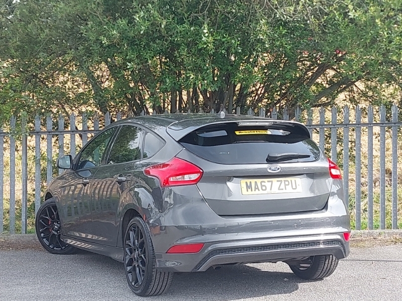 Ford Focus 1.5 Tdci 120 St-line Grey #2