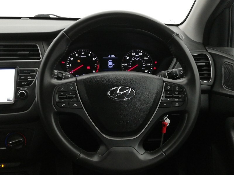 Hyundai I20 1.0T Gdi Se Black #11