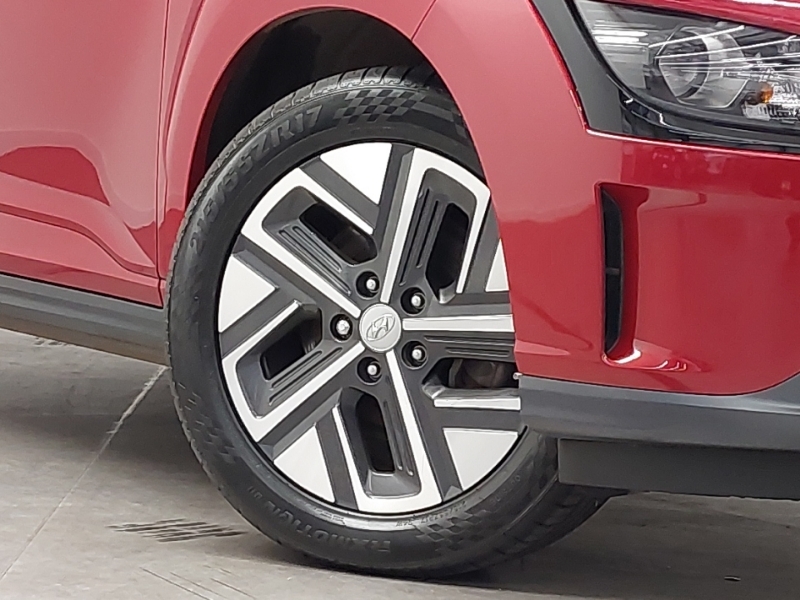 Hyundai Kona Kona Premium Ev White #9