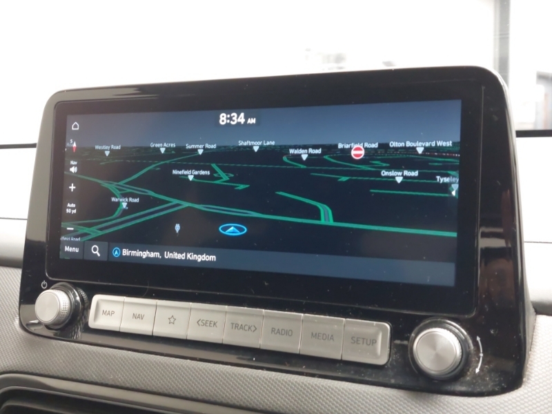 Hyundai Kona Kona Premium Ev White #12