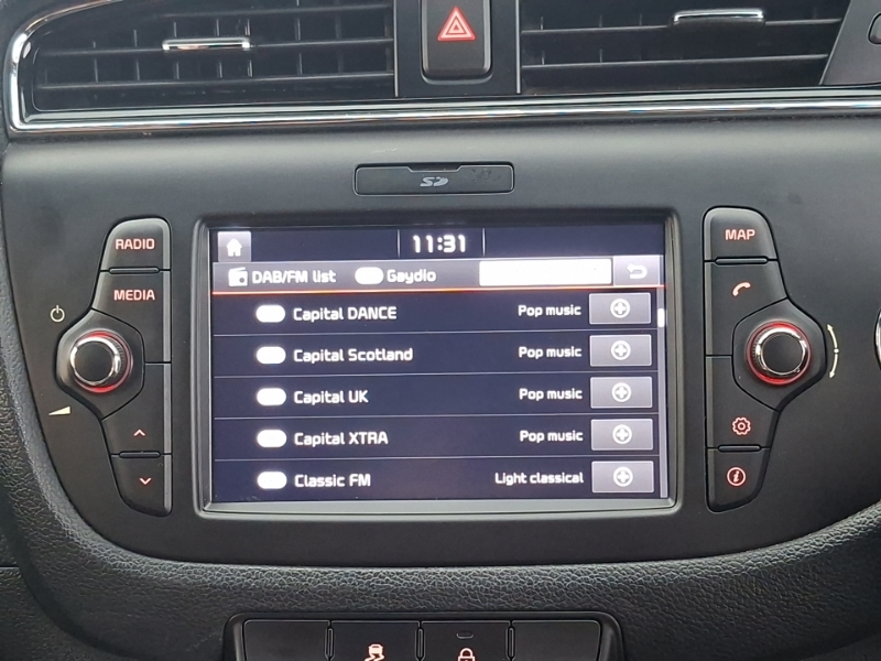Kia Ceed Ceeinchd 1.6 Crdi 134Bhp 2 Isg 5-Door Station Wa Silver #8