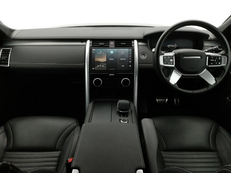 Land Rover Discovery 3.0 D350 Dynamic Se Black #4