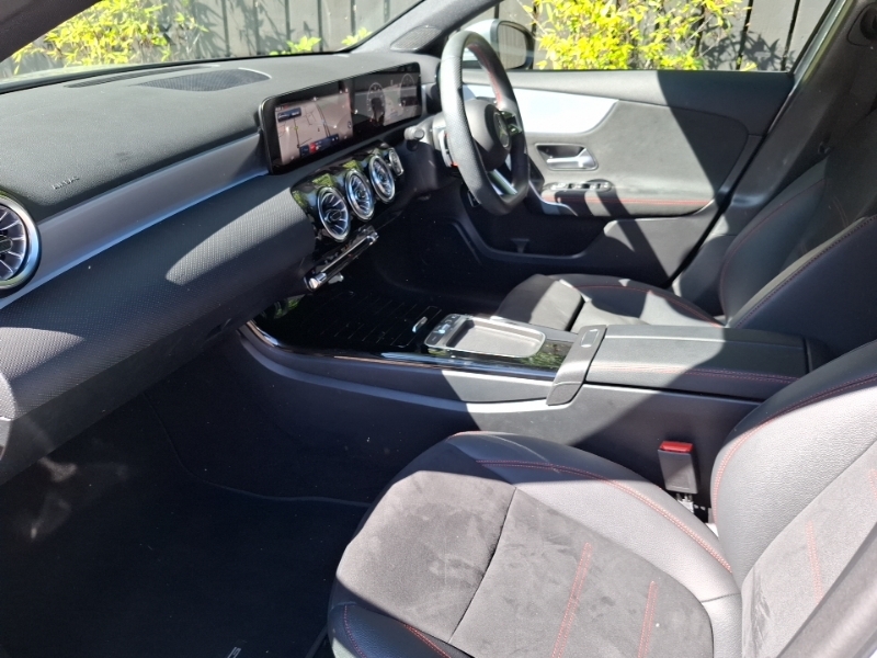 Mercedes-Benz A Class A180 Amg Line Executive Silver #5