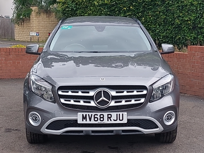 Mercedes-Benz GLA Class Gla 200 Amg Line  #14
