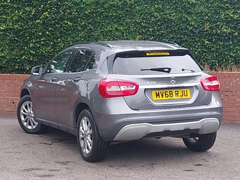 Mercedes-Benz GLA Class Gla 200 Se Executive Grey #2