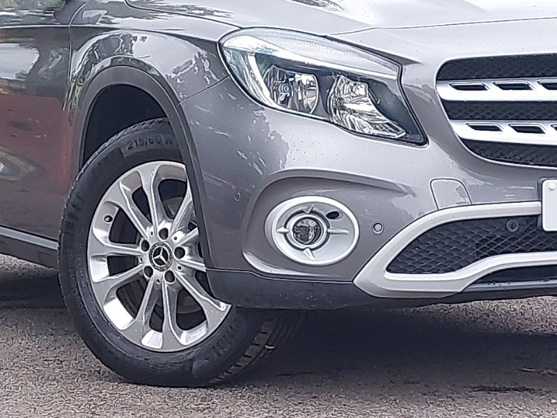 Mercedes-Benz GLA Class Gla 200 Amg Line  #20