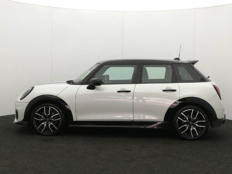 Mini Hatch 1.5 C Sport Level 1 White #4