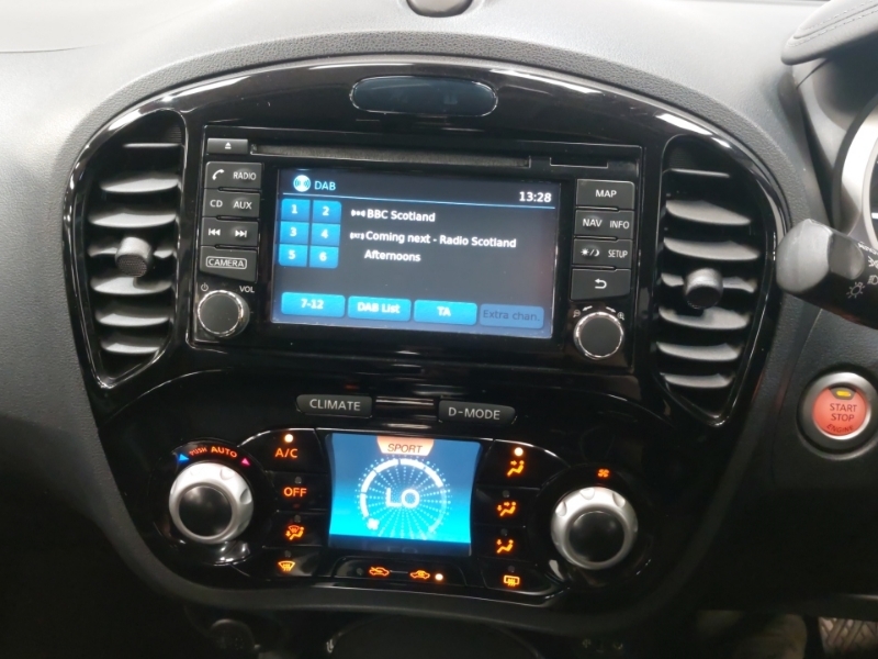 Nissan Juke 1.6 Tekna Euro 6 Black #11