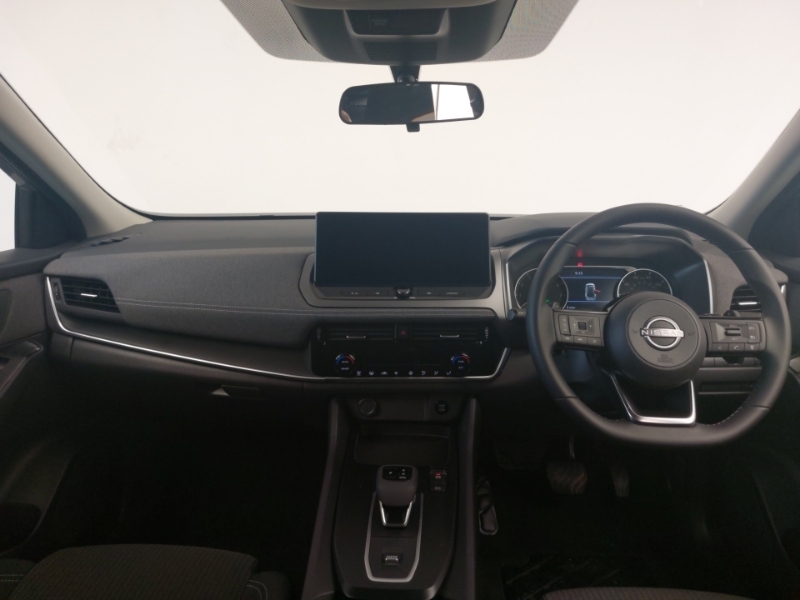 Nissan Qashqai 1.3 Dig-t Mh 158 Acenta Premium Xtronic Silver #3