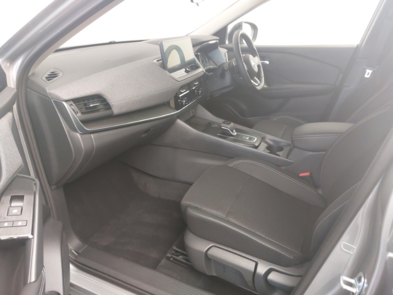 Nissan Qashqai 1.3 Dig-t Mh 158 Acenta Premium Xtronic Silver #5