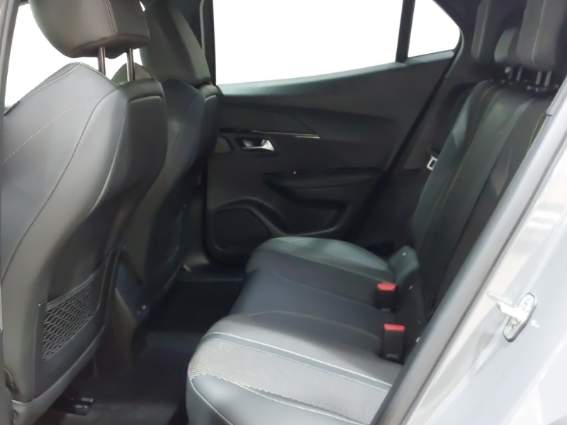 Peugeot 2008 1.2 Hybrid 136 Gt E-dsc6 Grey #6