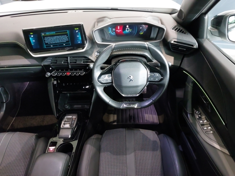 Peugeot e-2008 100Kw Allure Premium 50Kwh Orange #8