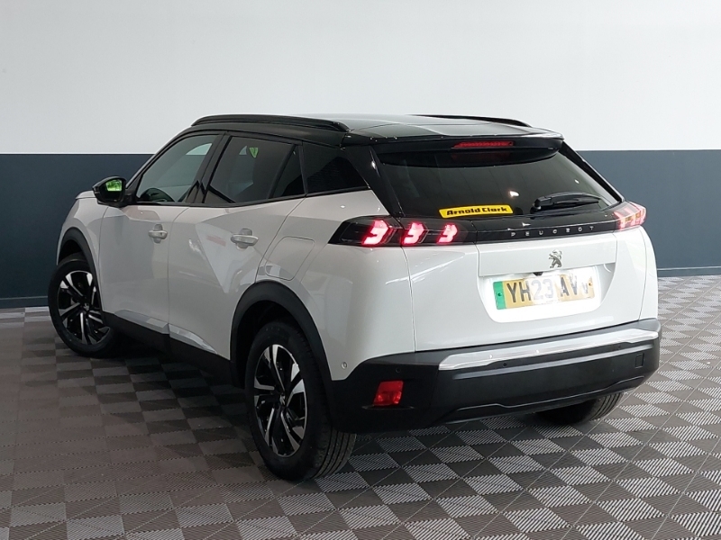 Peugeot e-2008 100Kw Gt 50Kwh 11Kwch White #2
