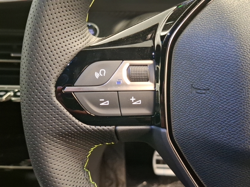 Peugeot e-208 51Kwh Gt Hatchback Grey #12